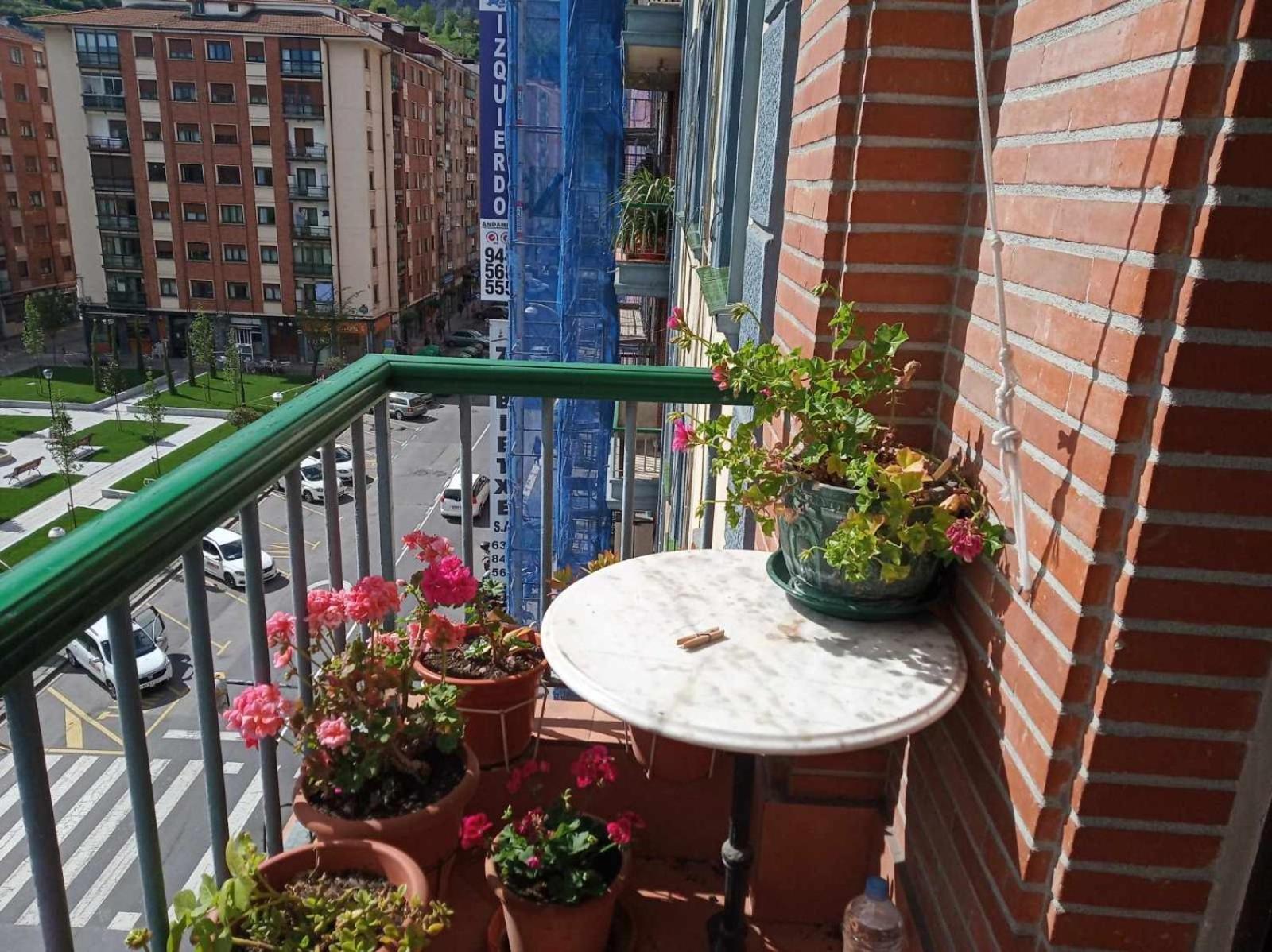 FlipHouse Rooms Pensión Bilbao Habitación foto